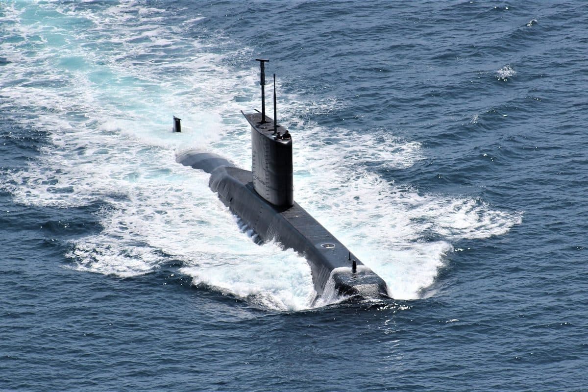 Ghost Shark extra-large autonomous underwater vehicle concept rendering showing its torpedo-shaped hull