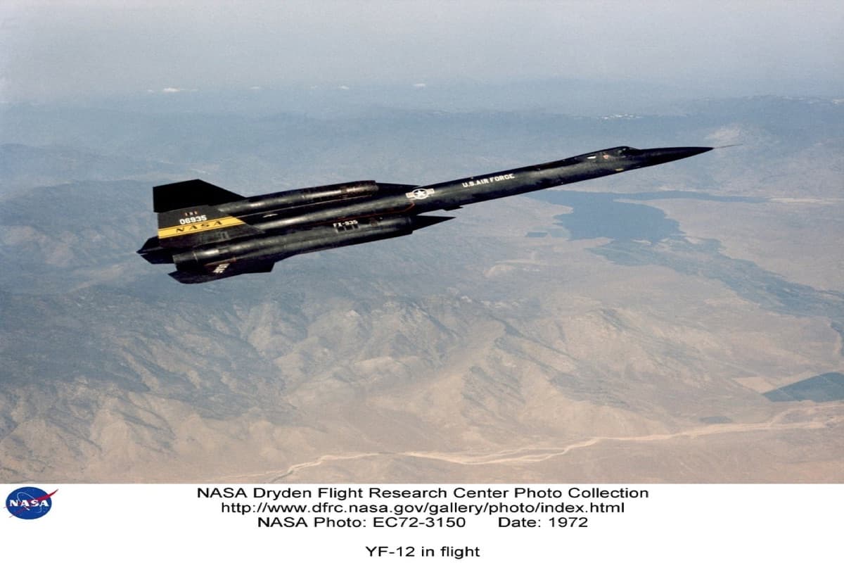 Lockheed YF-12 in daylight