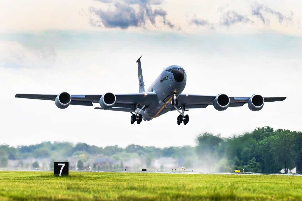 Inspiring Images Of The KC-135 Stratotanker