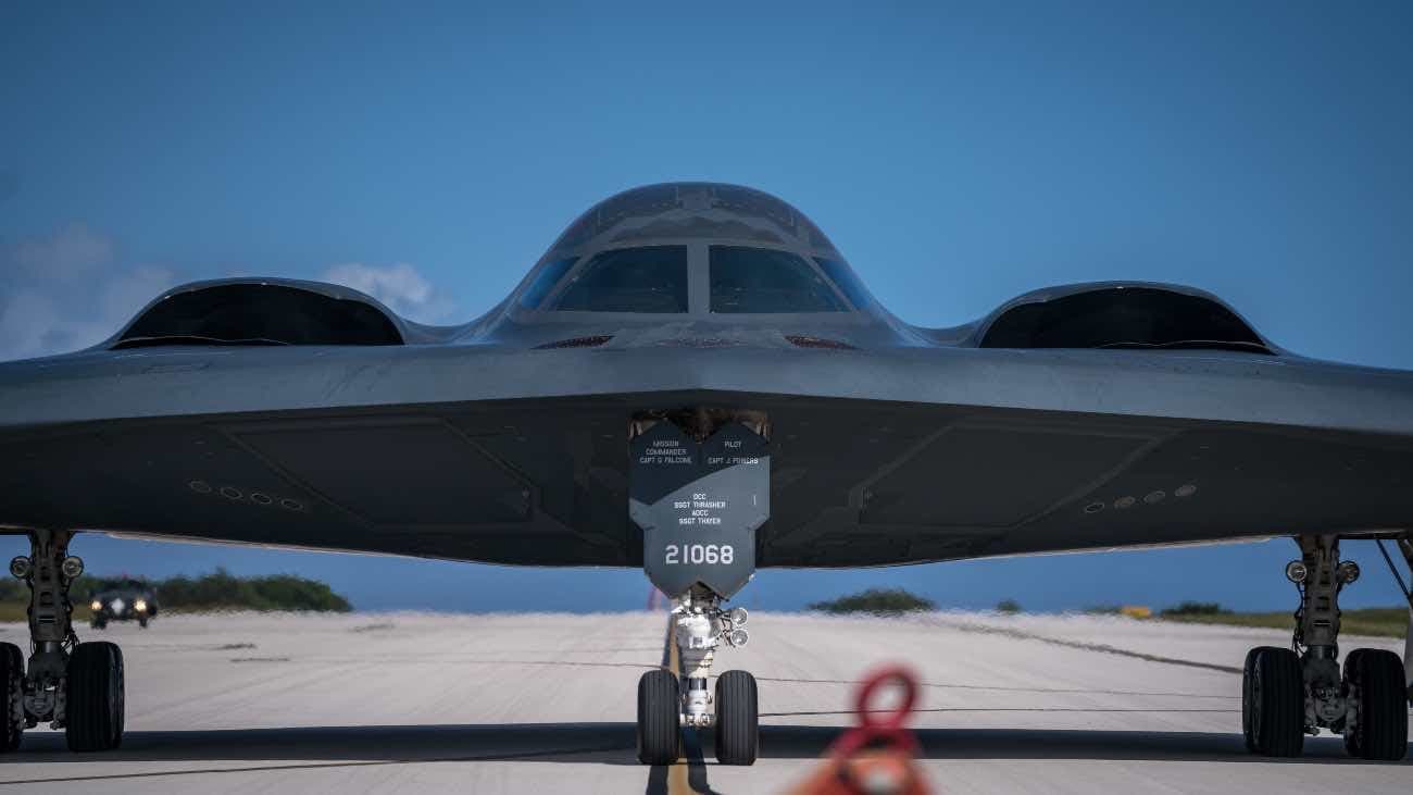 B-2 Bomber Facts: Interesting & Surprising Details