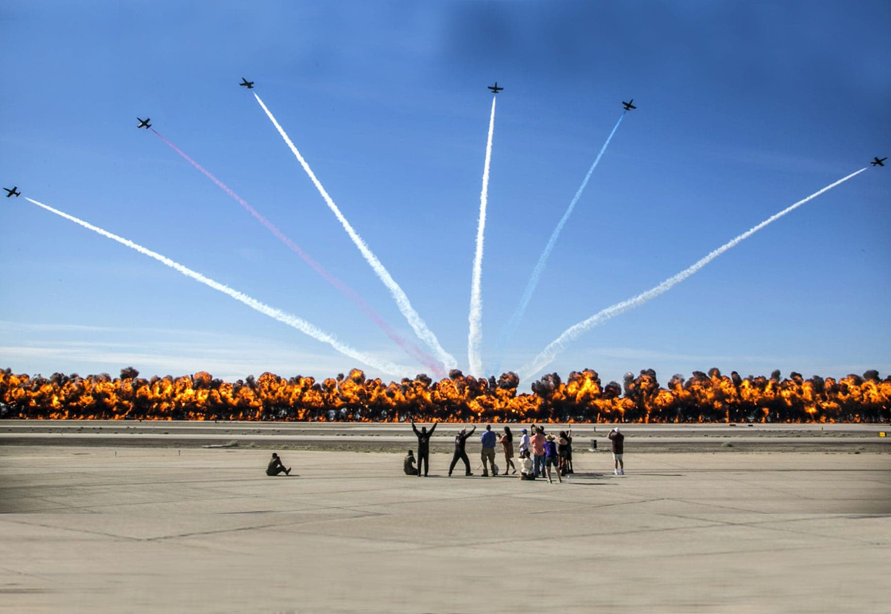Mesmerizing Images of Aerobatic Teams Across the Globe