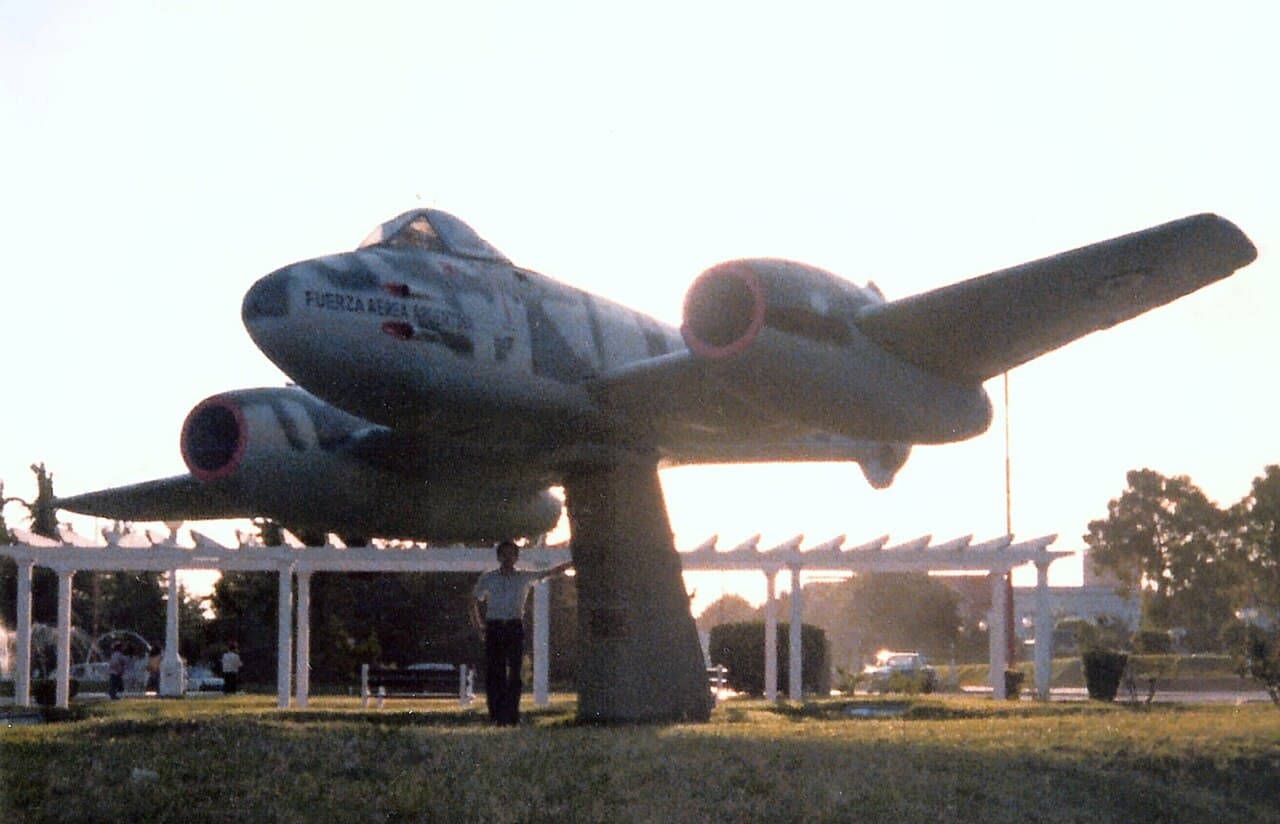 Gloster Meteor F.3