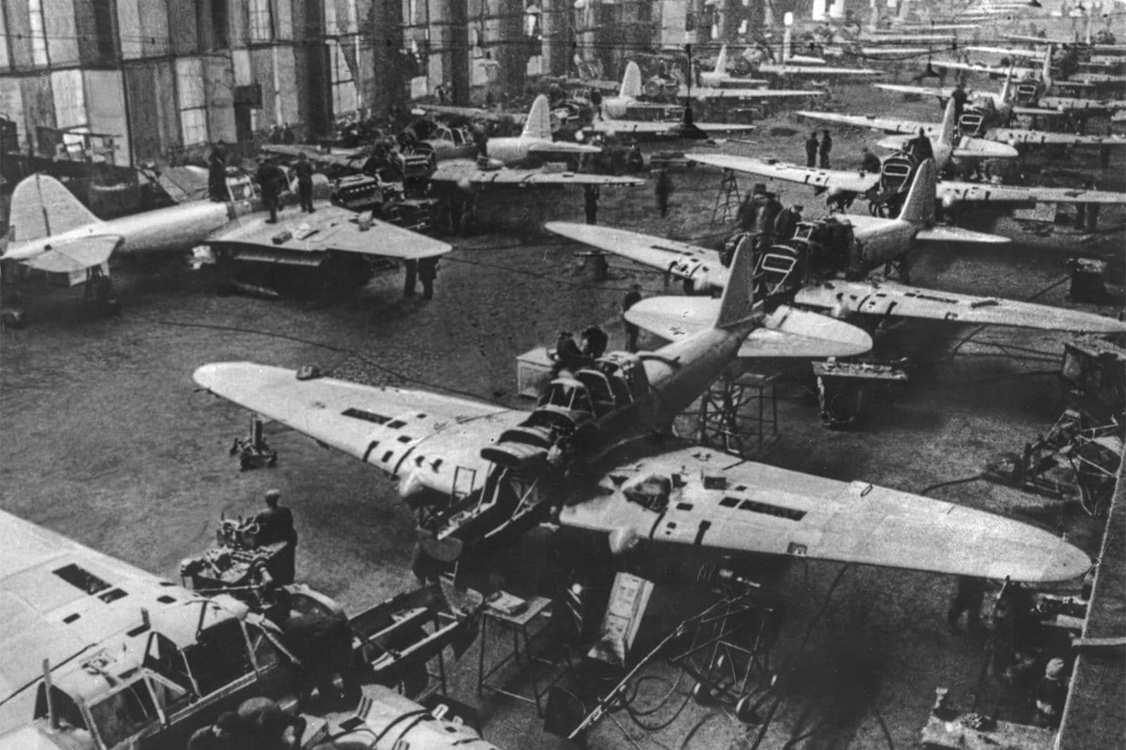 Il-2 Shturmoviks on the Soviet production line during WWII