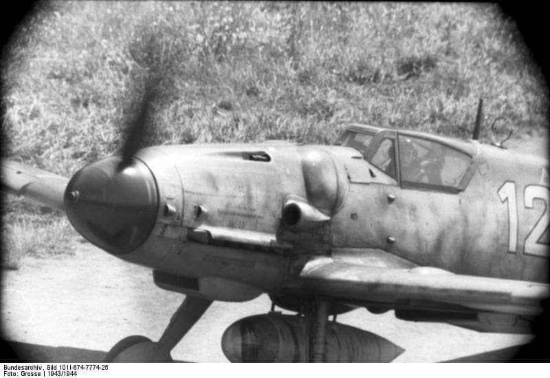 Close-up of Bf 109G nose on the ground showing tactical number 12, Bundesarchiv photograph 1943-1944