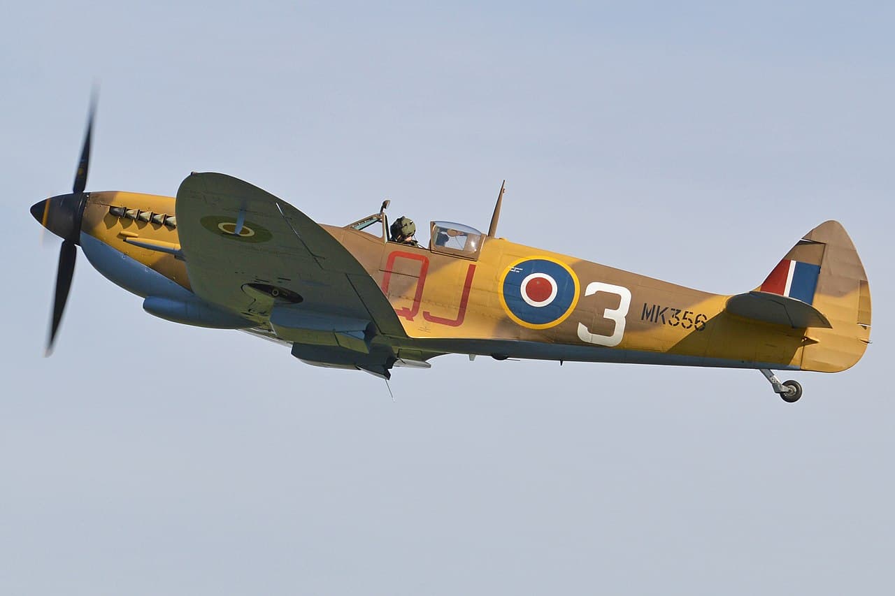 Spitfire LF Mk IXc MK356 of the BBMF with clipped wings
