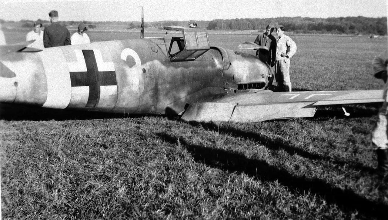Bf 109G-6 after a belly landing at Oedheim, Germany, 1943