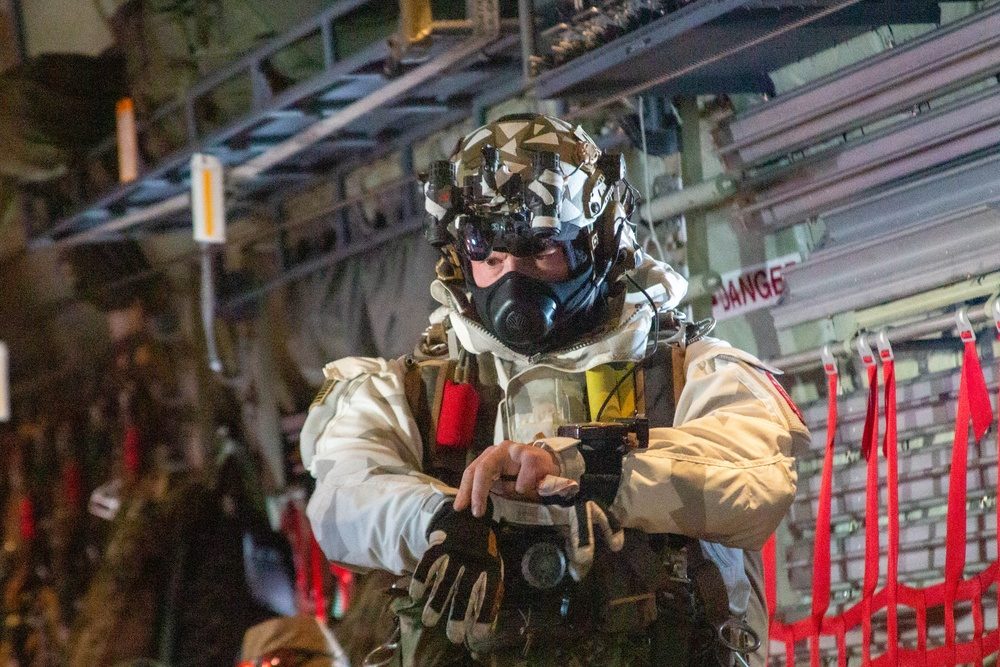 Canadian JTF2 Joint Task Force 2 special forces operators during training