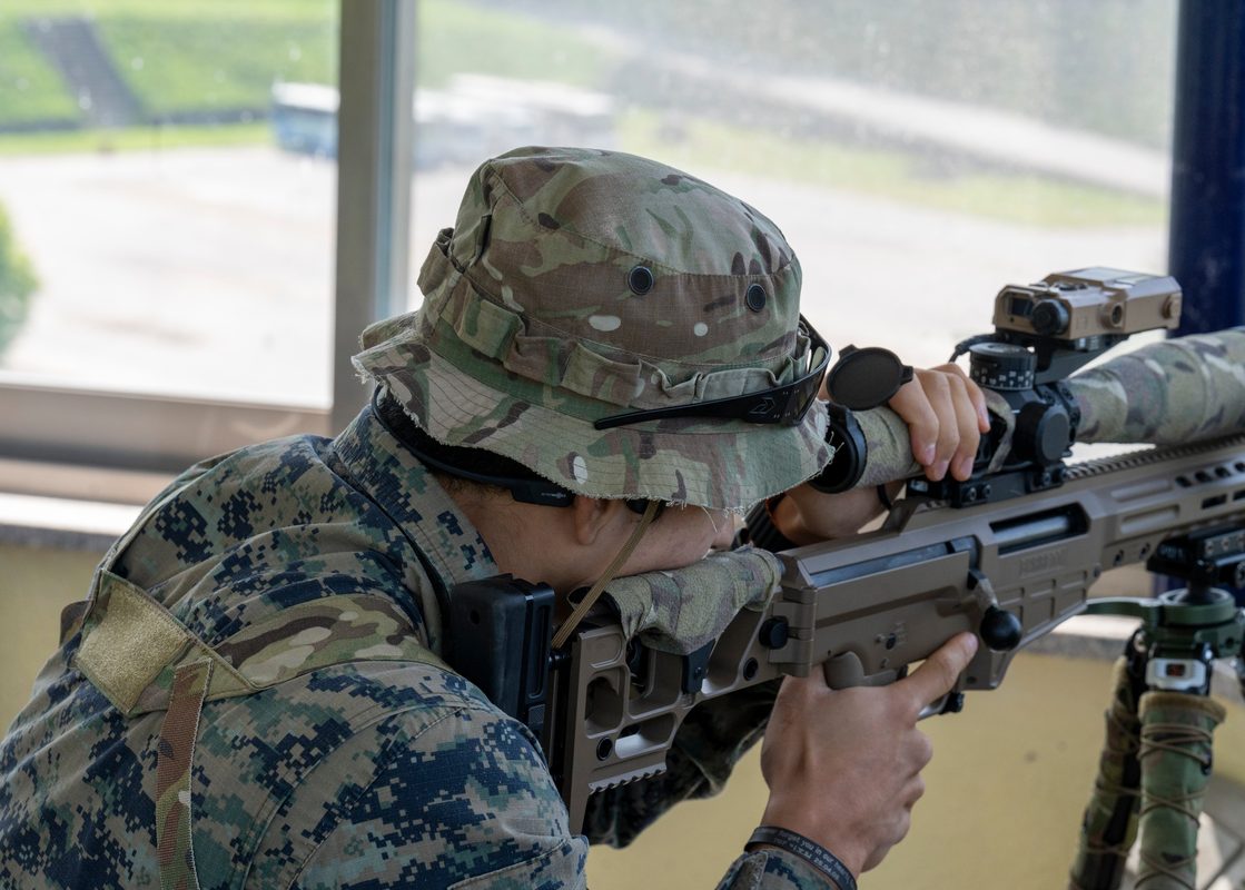 South Korean 707th Special Mission Battalion operators during winter warfare training