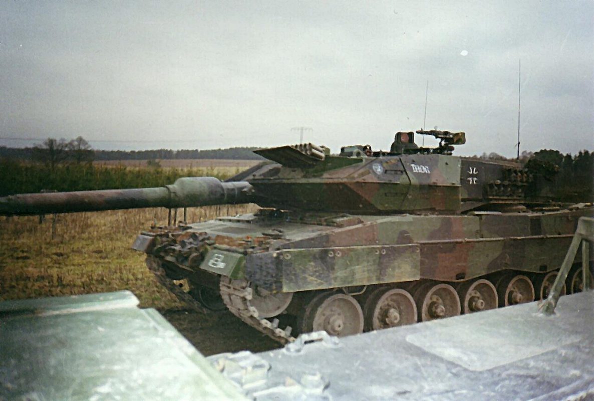 Leopard 2 tank showing the Rheinmetall 120mm smoothbore gun system similar to the one selected for Challenger 3