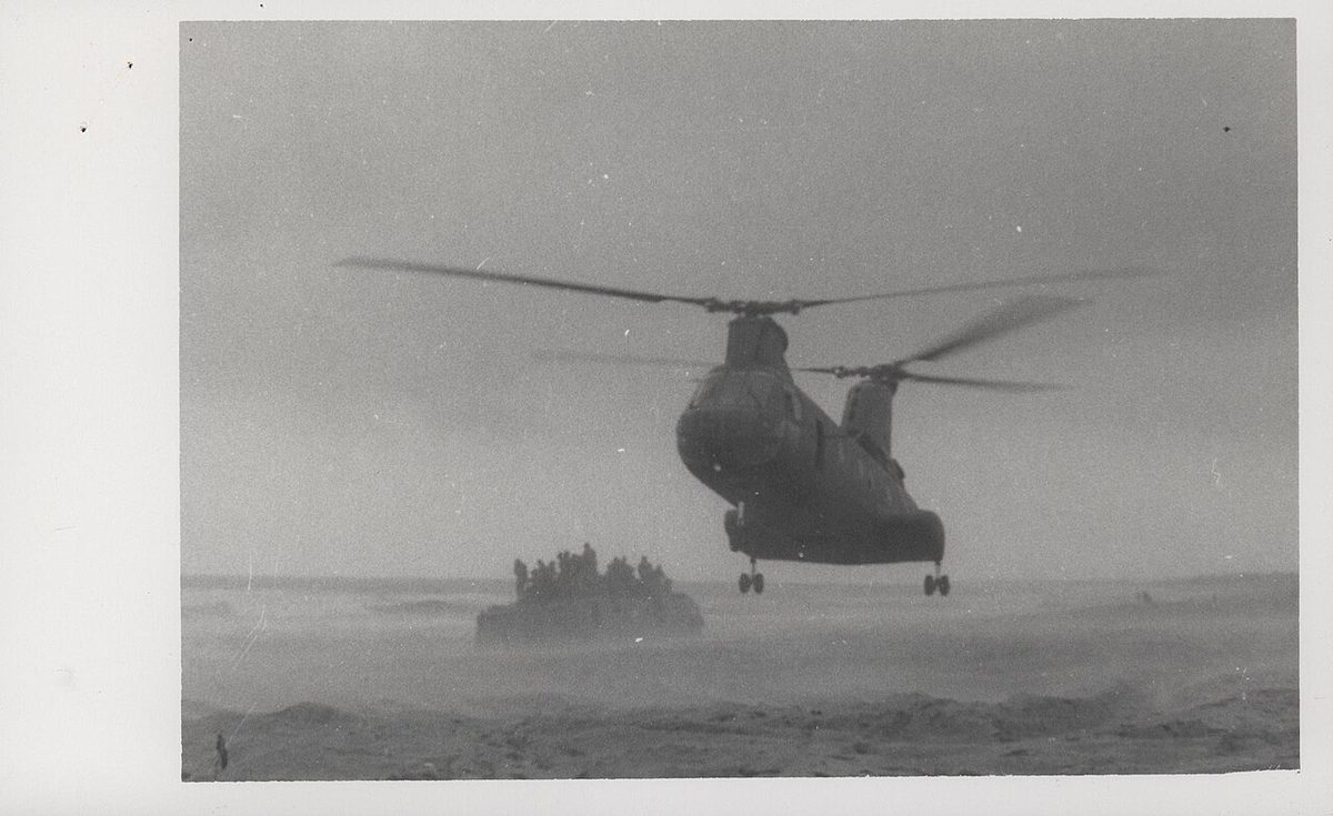 CH-46 Sea Knight helicopter in Vietnam, the workhorse of Operation Frequent Wind