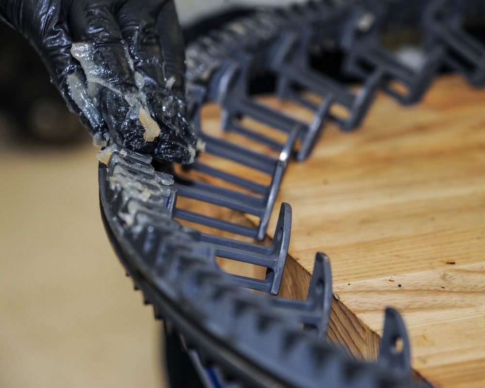 The GAU-8 Avenger ammunition drum system showing the linkless feed mechanism