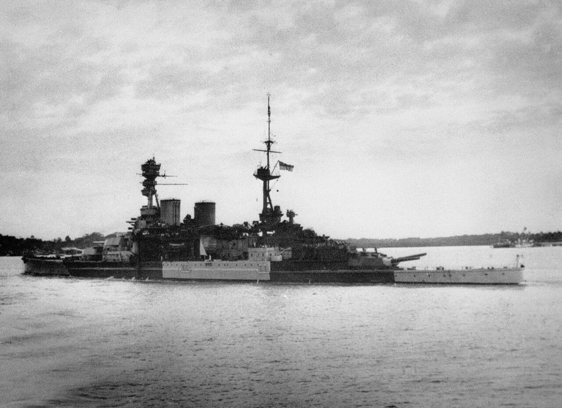 HMS Repulse battlecruiser leaving Singapore harbor in December 1941