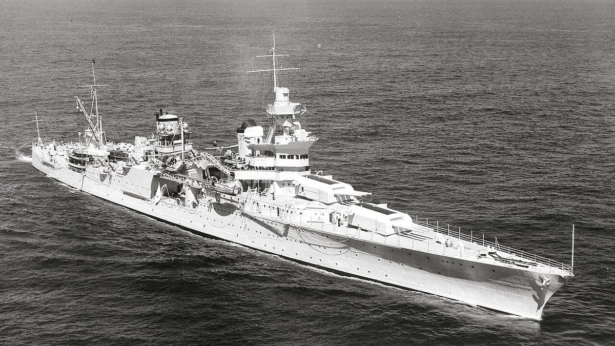 USS Indianapolis heavy cruiser underway at sea in September 1939