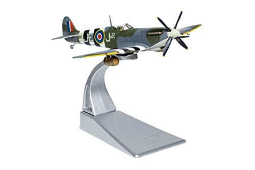Corgi Spitfire Mk.IX Johnnie Johnson diecast model 1:72 scale