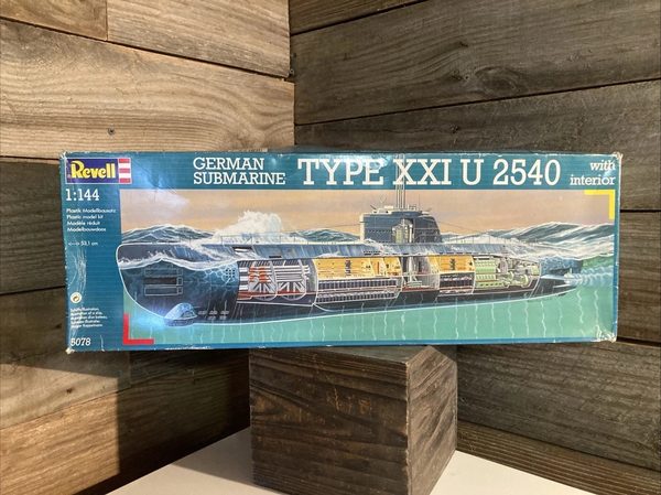 Revell U-Boat Type XXI with Interior Model Kit