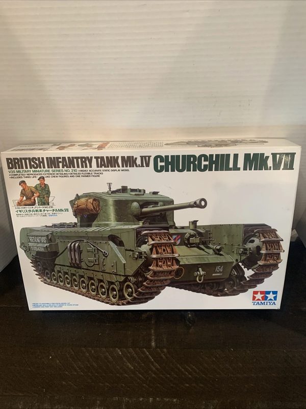Tamiya Churchill Mk.VII Model Kit