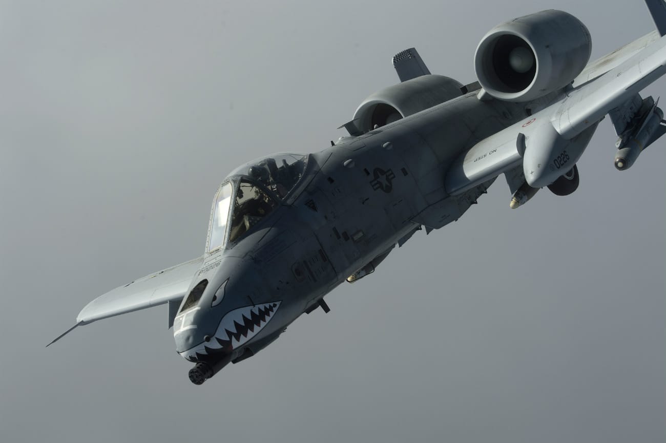 A-10 Thunderbold preparing for Refuel