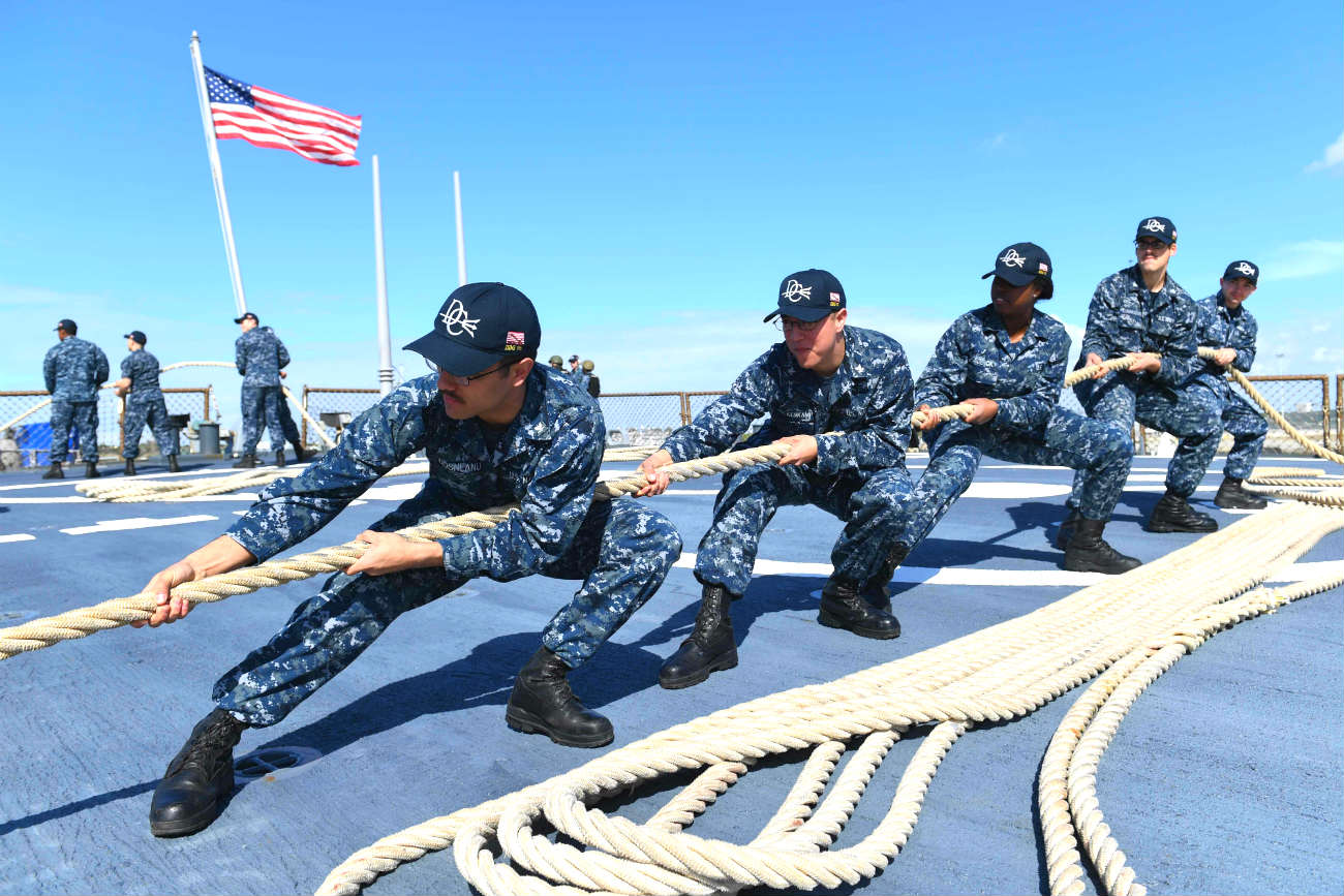 Aircraft carrier seamen rope pull