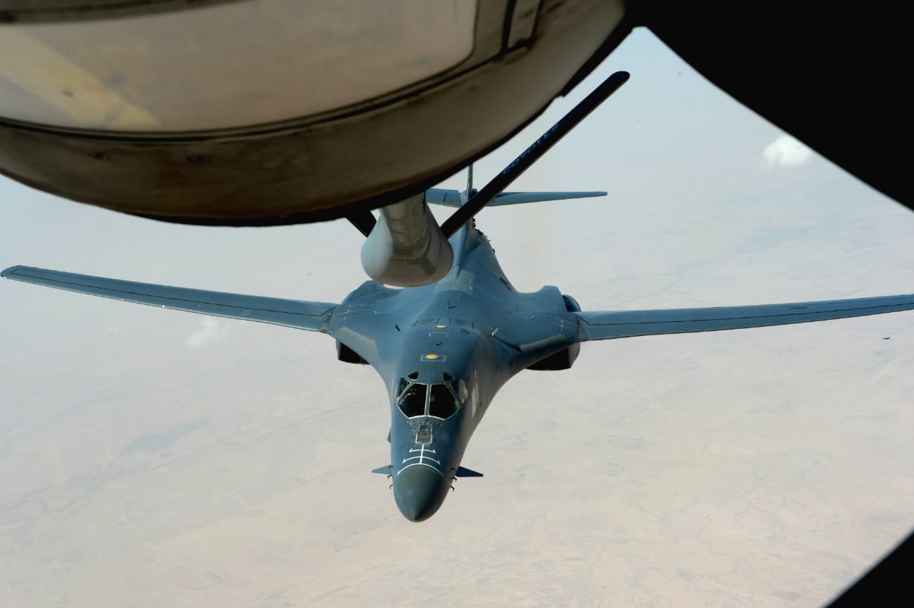 B-1b Lancer refuel