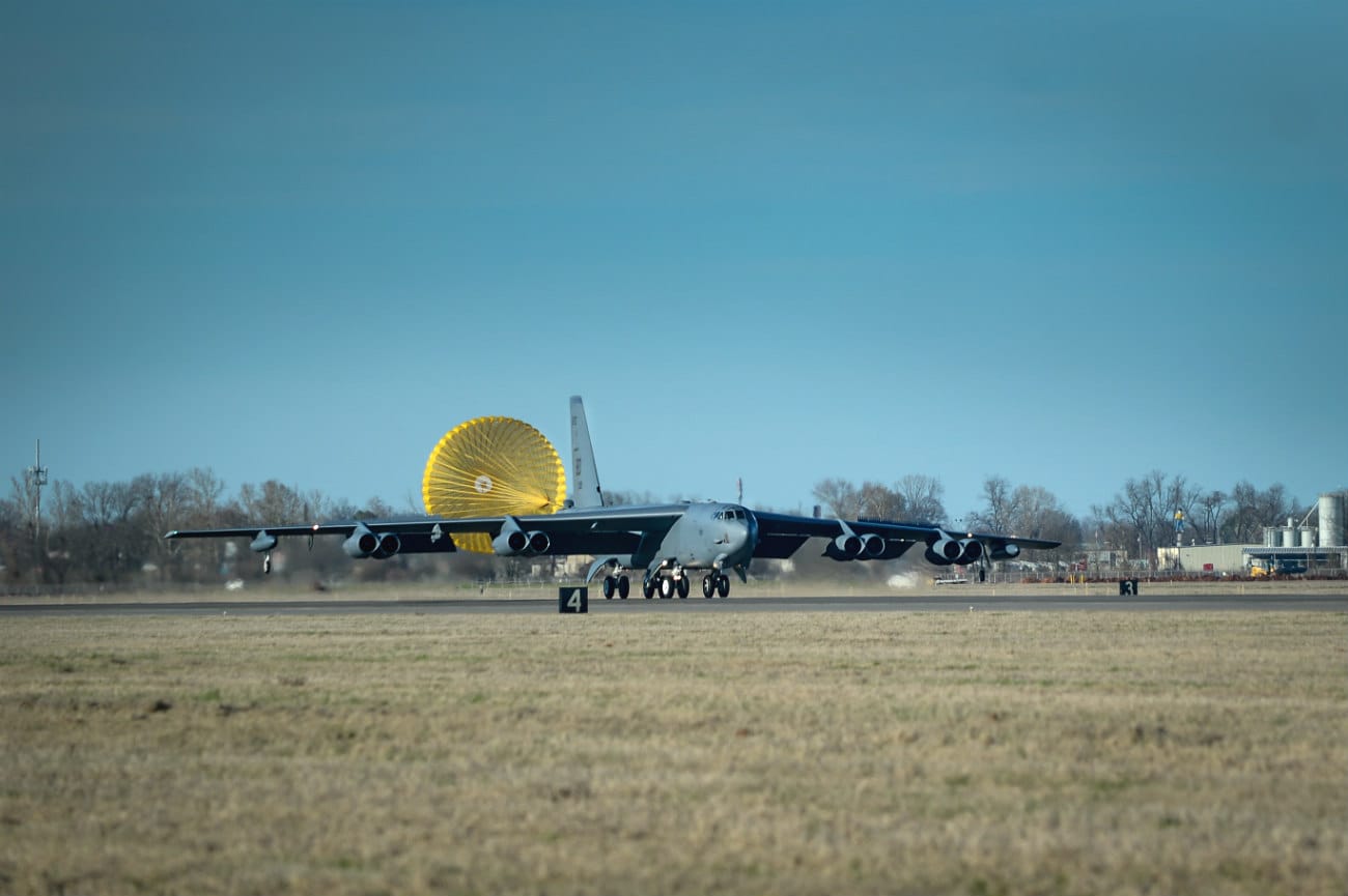B-52 aircraft deploys parachute