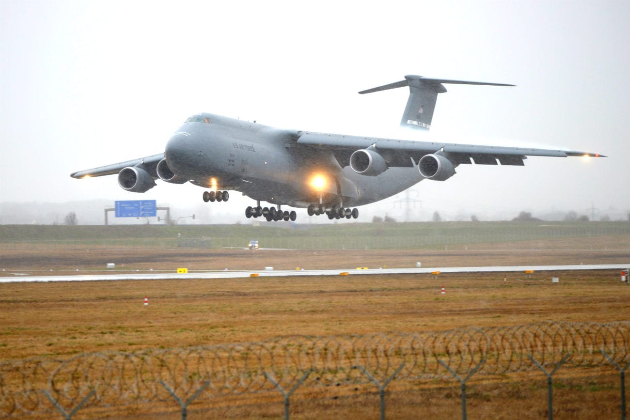 C-5 Galaxy Images Aircraft icy landing