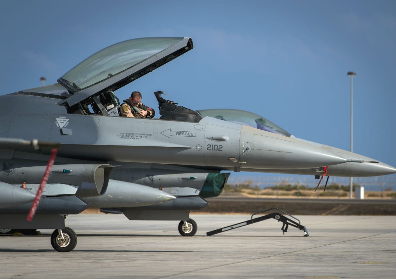 F-16 Images Fighting Falcon Pilot prepares