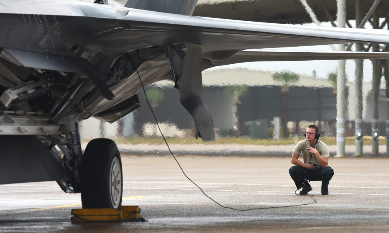 F-22 Raptor Engine Checks