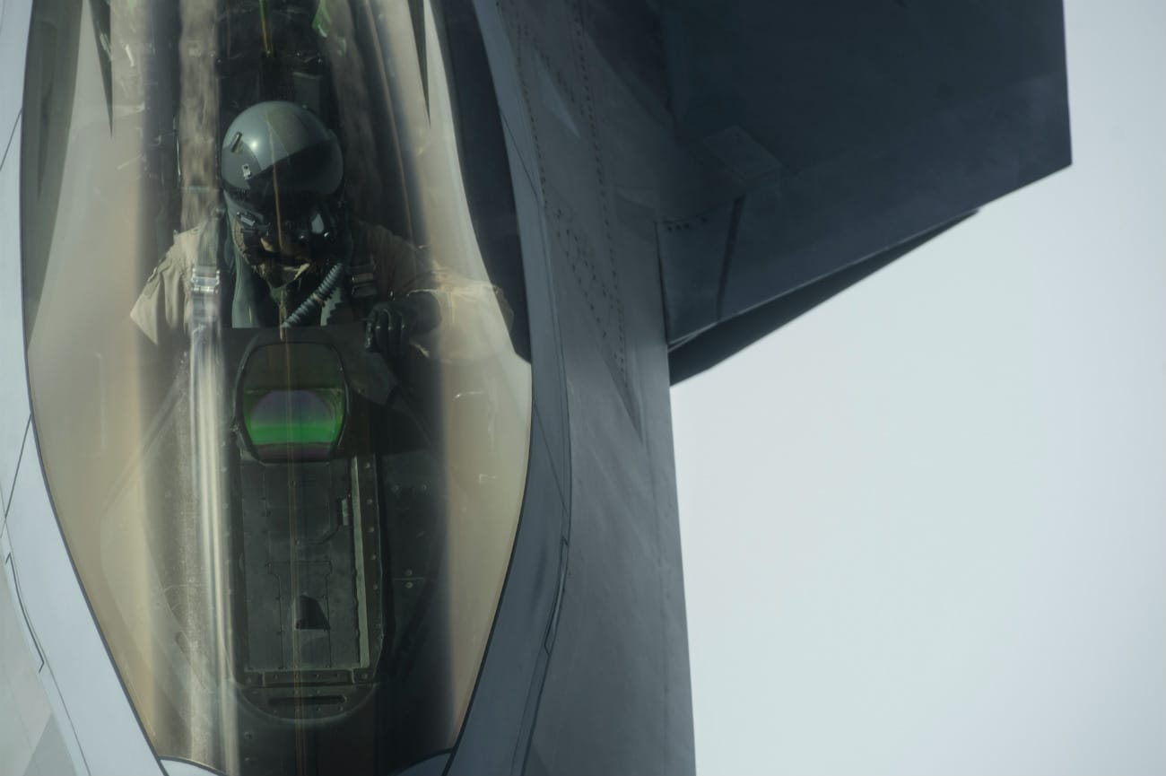 F-22 Raptor Refueling Pilot