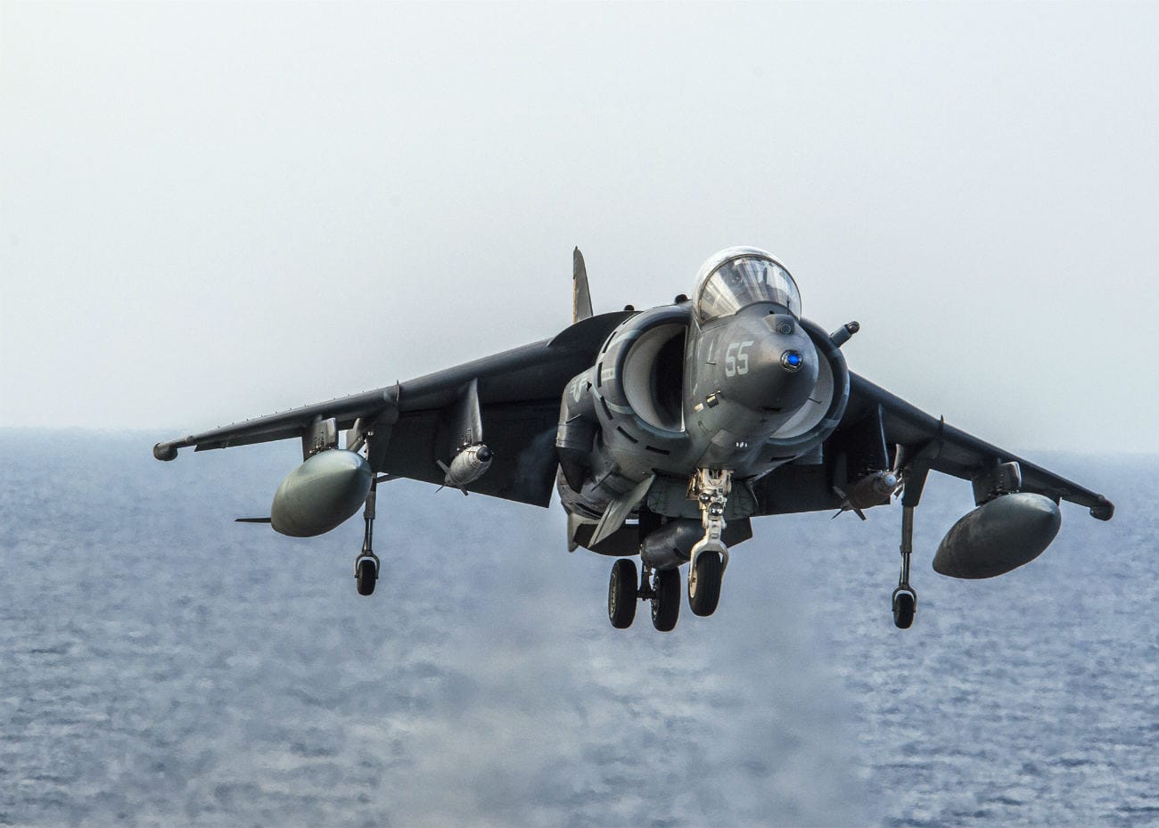 AV 8B Harrier vertical landing