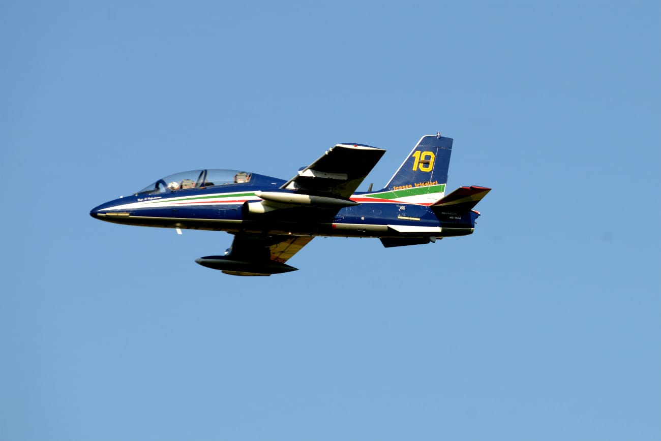Frecce Tricolori Aircraft Images of aerobatic teams