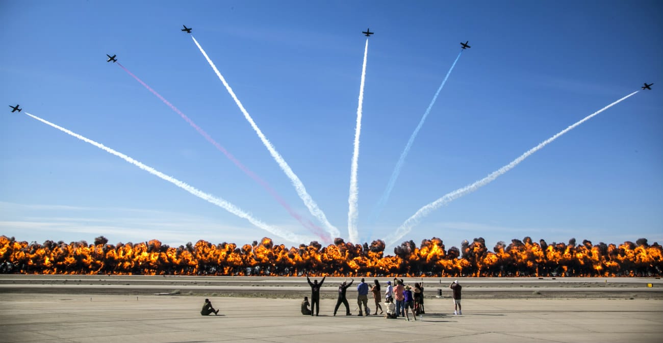 Patriots Jet team bombs