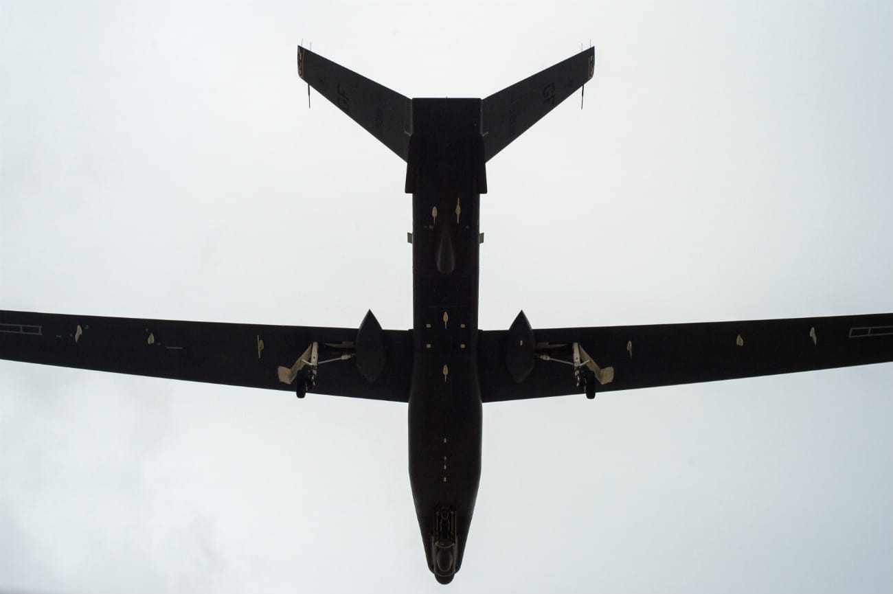 Rq-4 Images Global Hawk landing gear