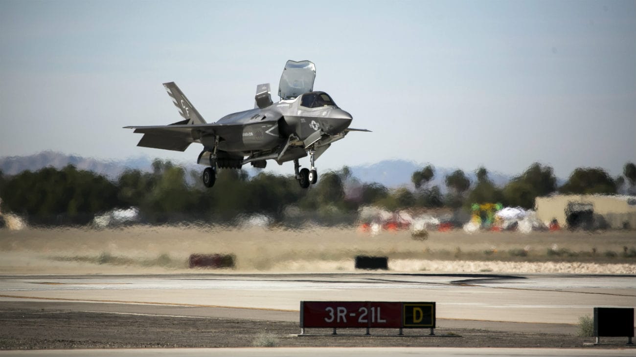 F-35 Lightning Vertical landing
