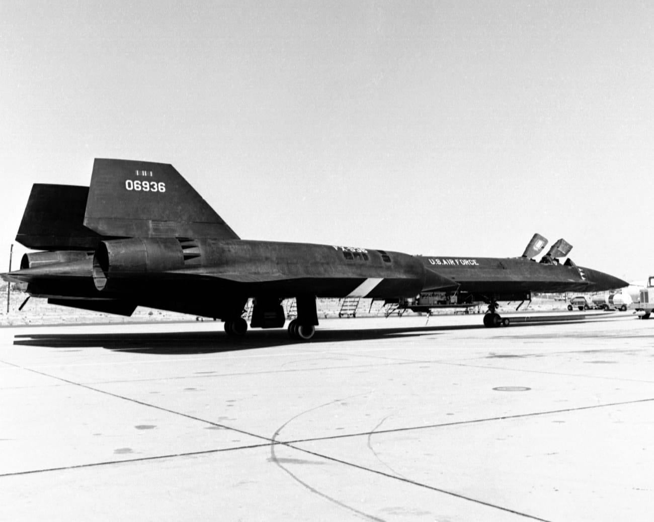 Lockheed YF-12 - On Edwards Ramp