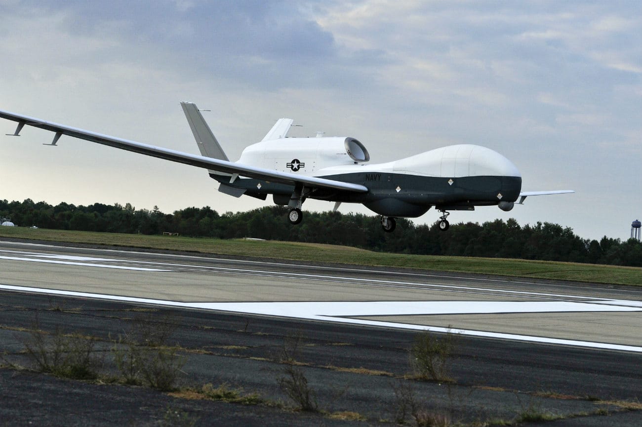 MQ-4C Triton - Landing