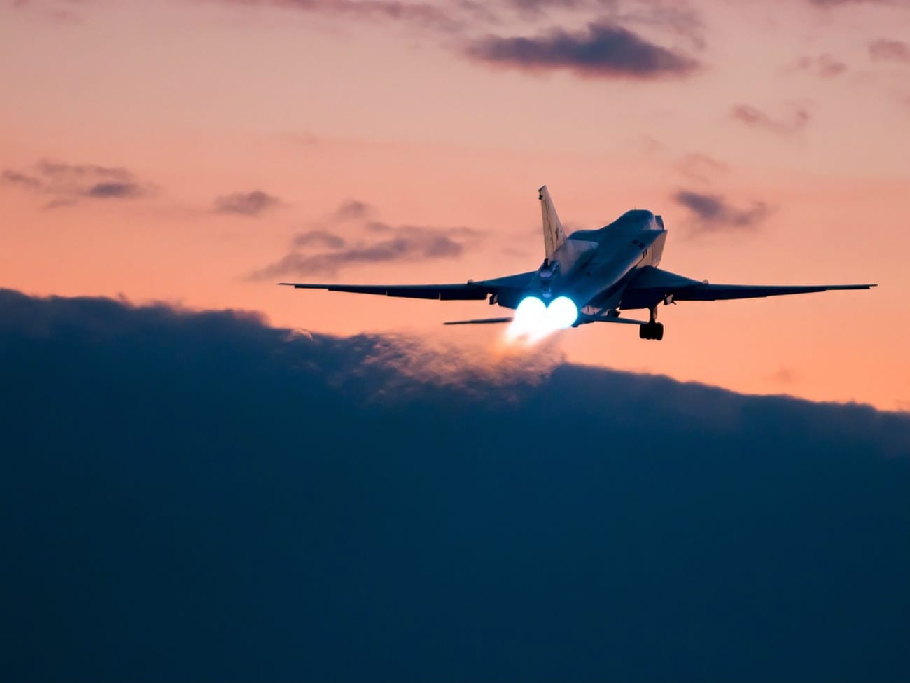 Tupolev Tu-22 over Ryazan - Dyagilevo Russia (UUBD) Russian fighter jet images