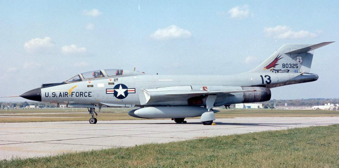 F-101 side view