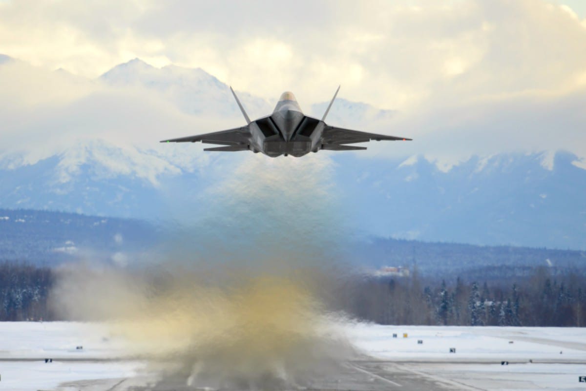 F-22 and F-35 gallery image 2