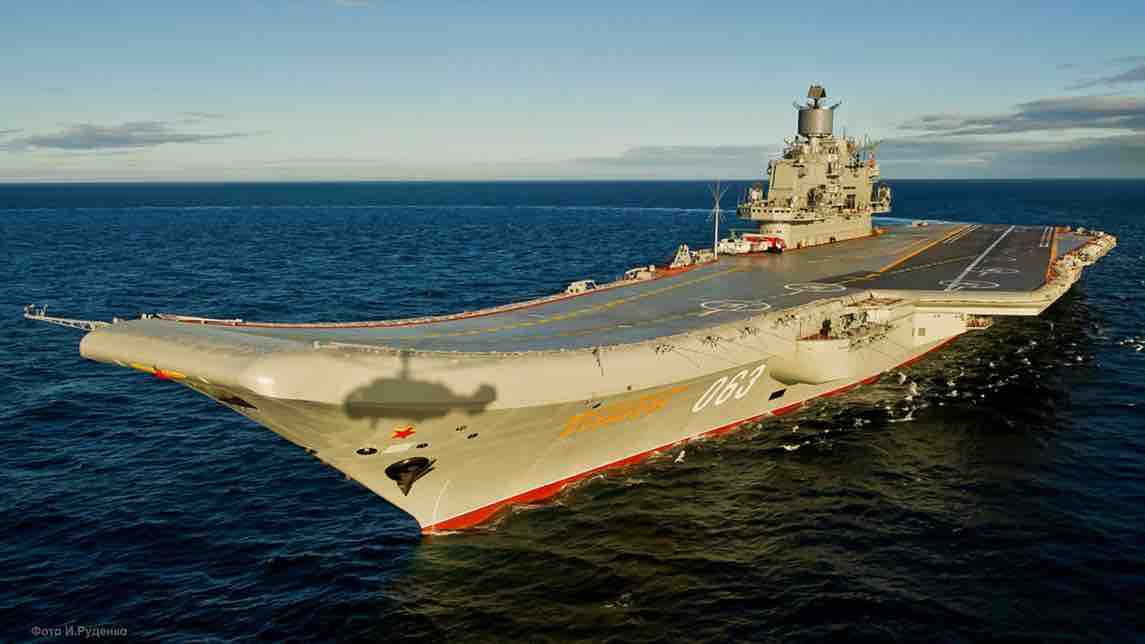Admiral_Kuznetsov_aircraft_carrier-2