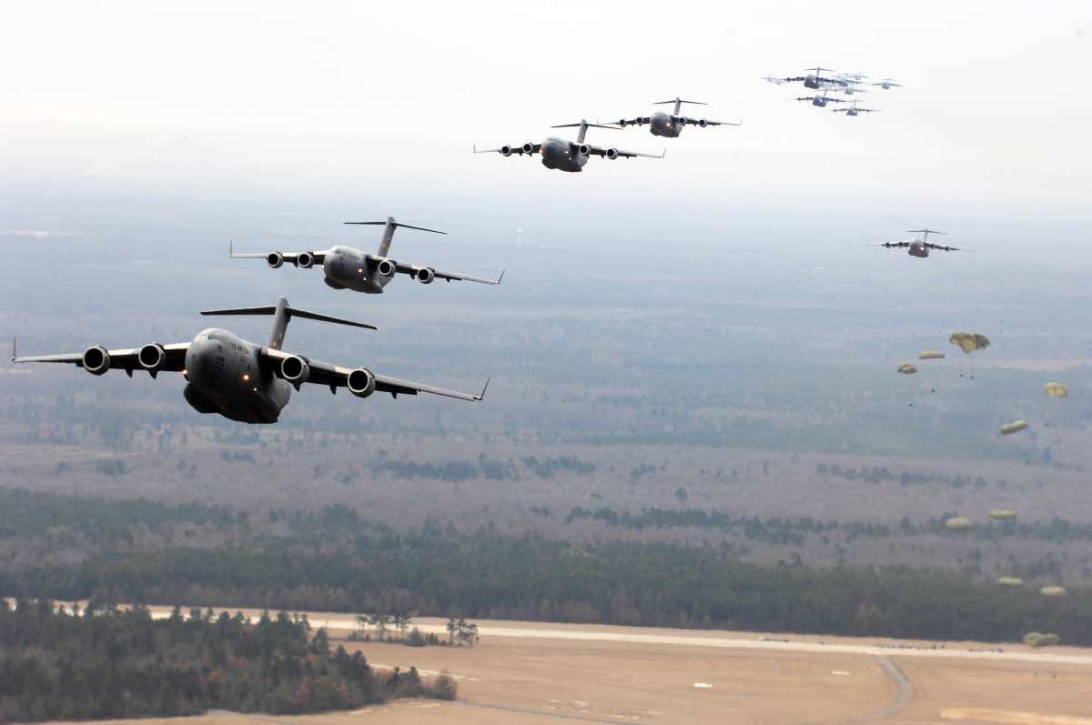 C-17s over JB Charleston, C-17 Facts