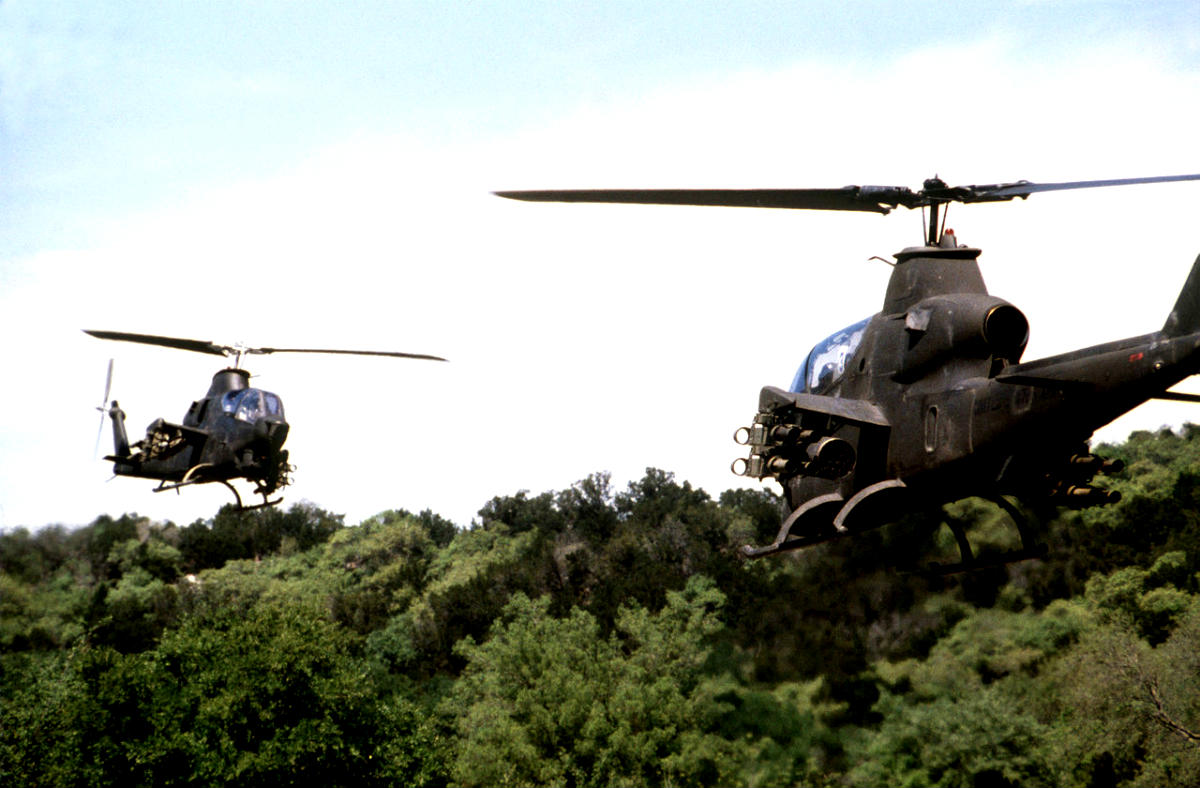 Ah-1 Cobra Helicopters Vietnam War Aircraft