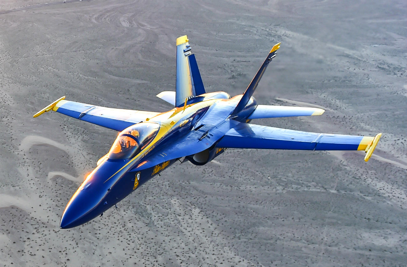 Incredible Images Of The Blue Angels Aerobatic Team | Military Machine