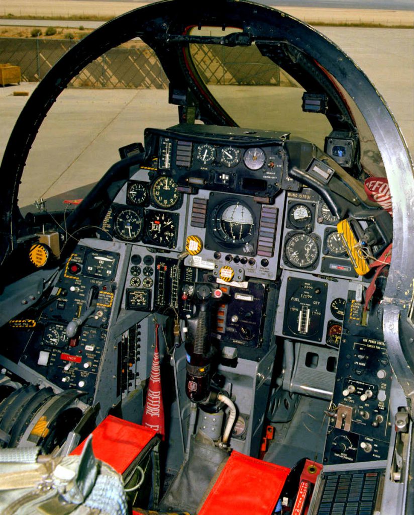 F-14 Cockpit | Military Machine