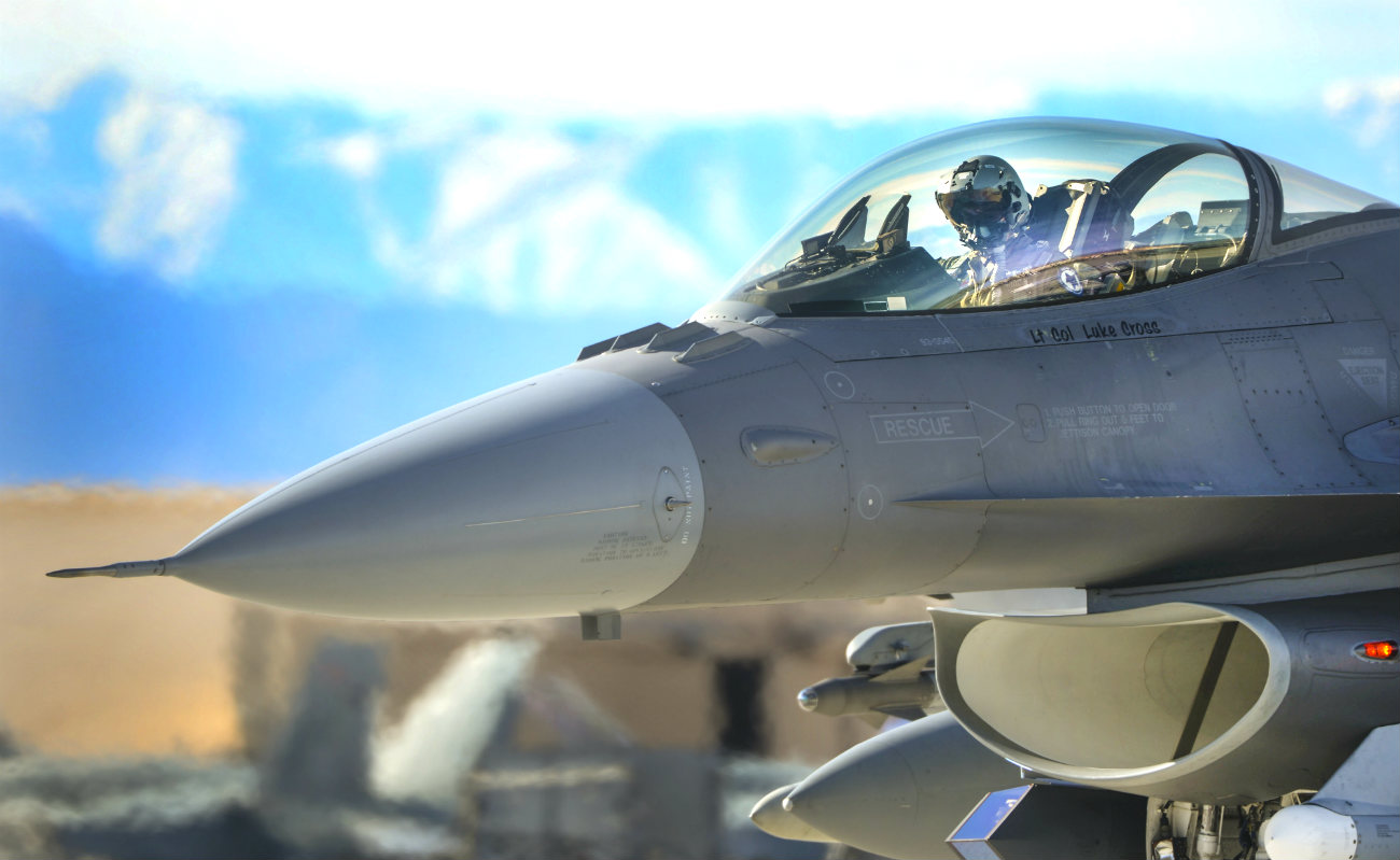 F-16 Fighting falcon pilot