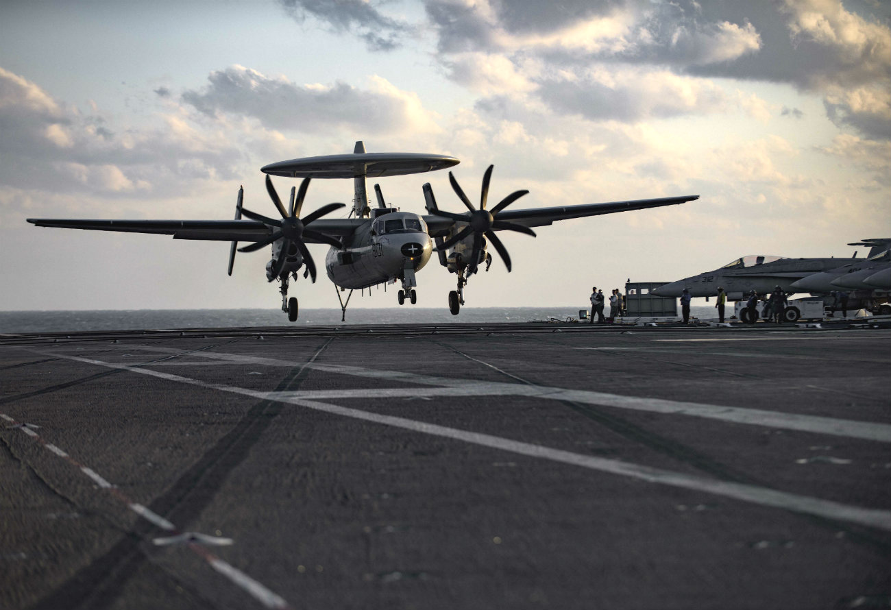 E-2 Hawkeye landing gear