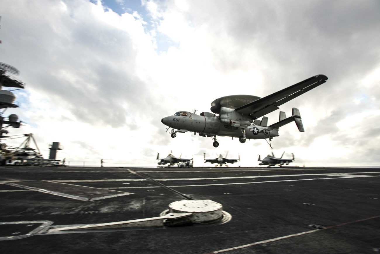 E2 Hawkeye Lands on carrier