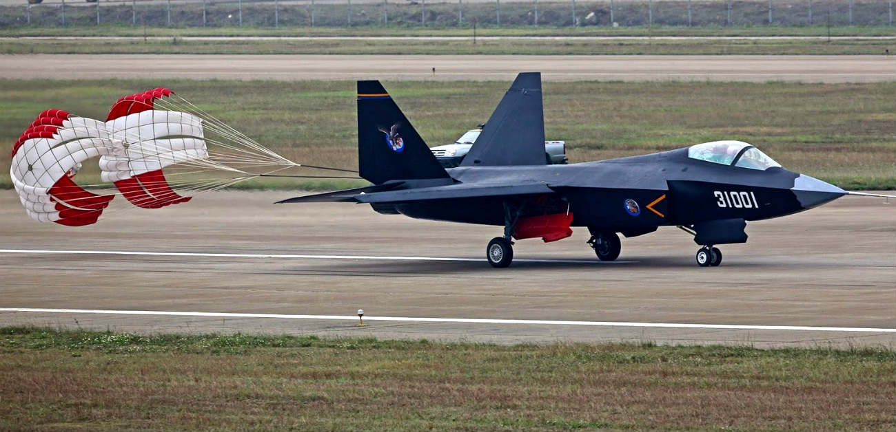 China’s J-31 Falcon-Hawk Stealth Fighter