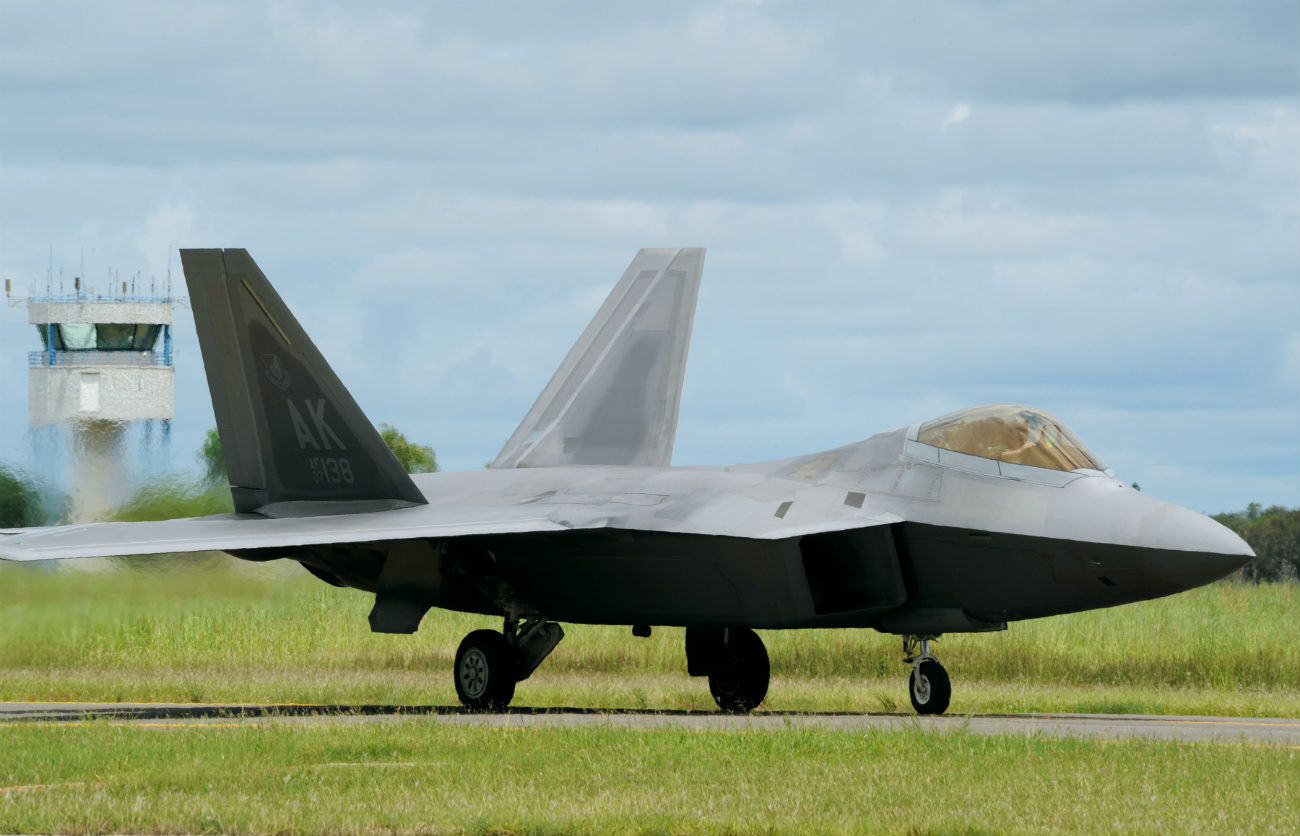 F-22 Raptor Parked US fighter jet images