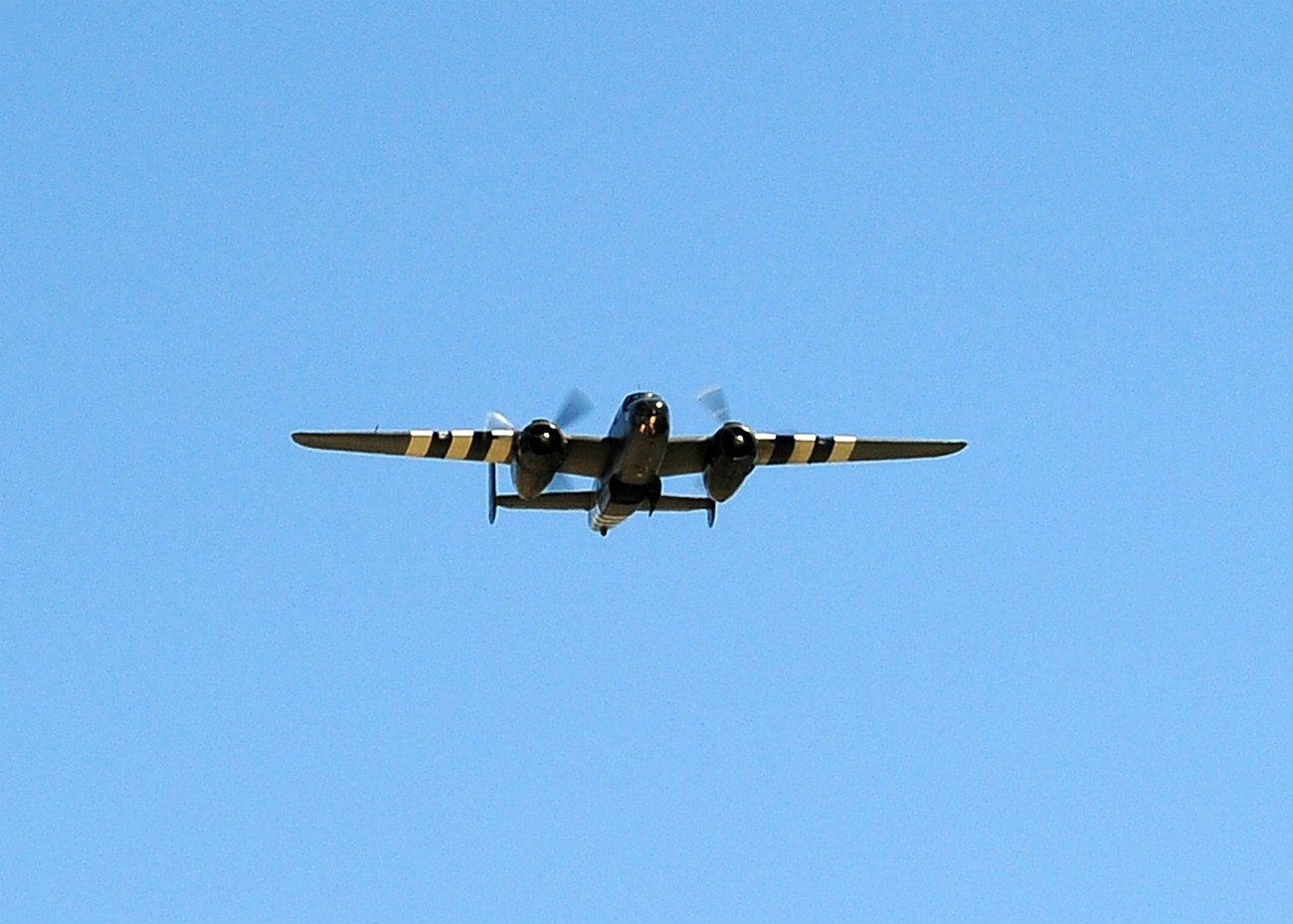 B-25 Mitchell performed slow-speed flyovers
