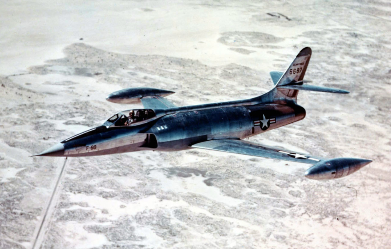 XF-90 in flight